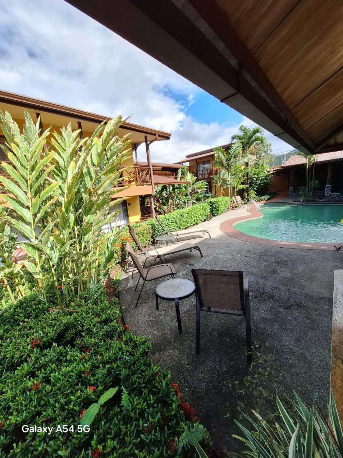 Iris Arenal Hotel La Fortuna Exterior foto
